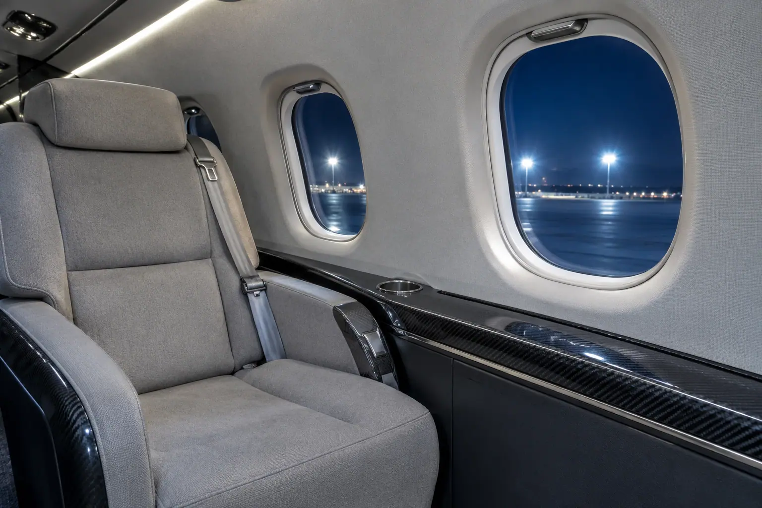 Super-midsize jet cabin interior